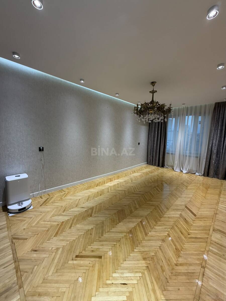 3 otaqlı köhnə tikili 90 m², İnşaatçılar m. - əsas şəkil
