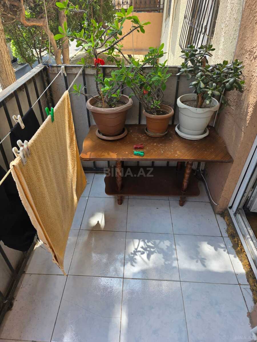Satılır 1 otaqlı köhnə tikili 32 m², İnşaatçılar m. - şəkil 3