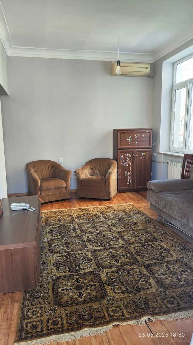 Satılır 1 otaqlı köhnə tikili 40 m², Şah İsmayıl Xətai m.