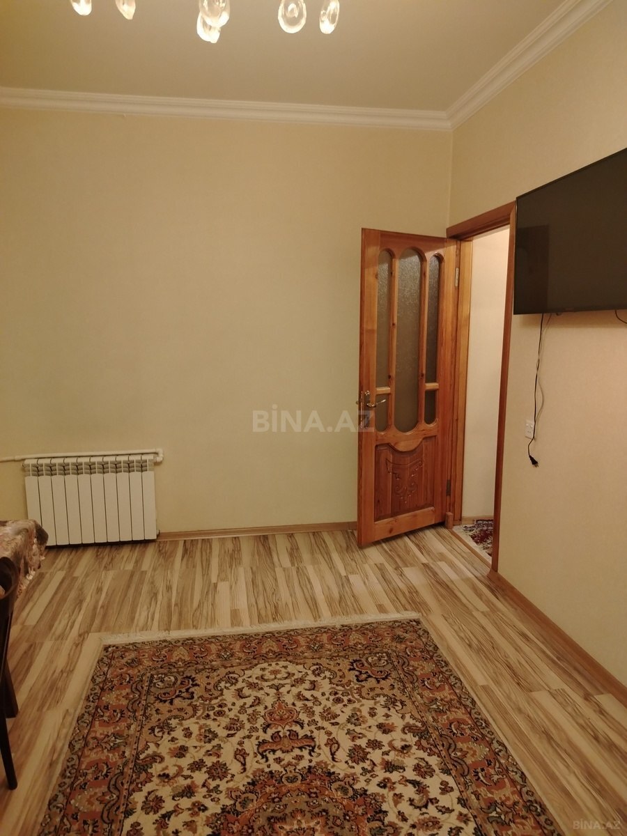 2 otaqlı köhnə tikili 65 m², 8-ci mikrorayon q. - şəkil 3