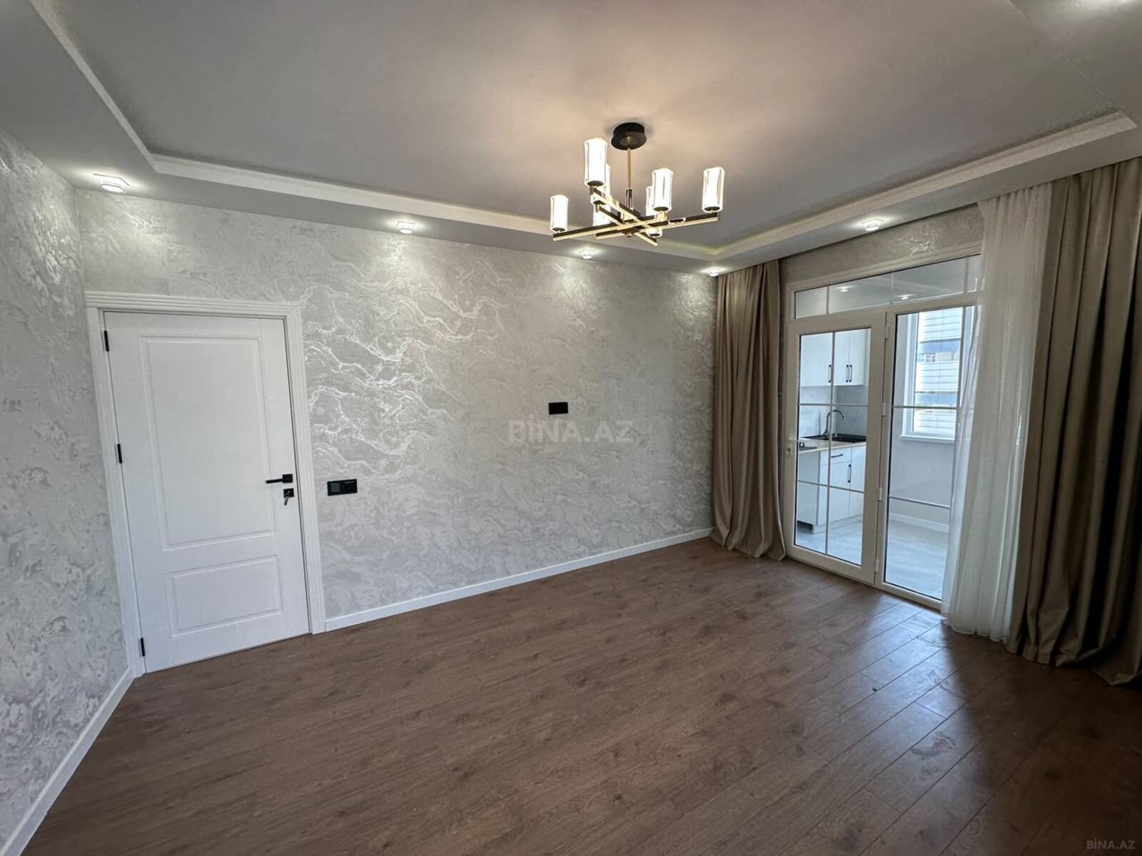 3 otaqlı köhnə tikili 65 m², Xalqlar Dostluğu m. - şəkil 2