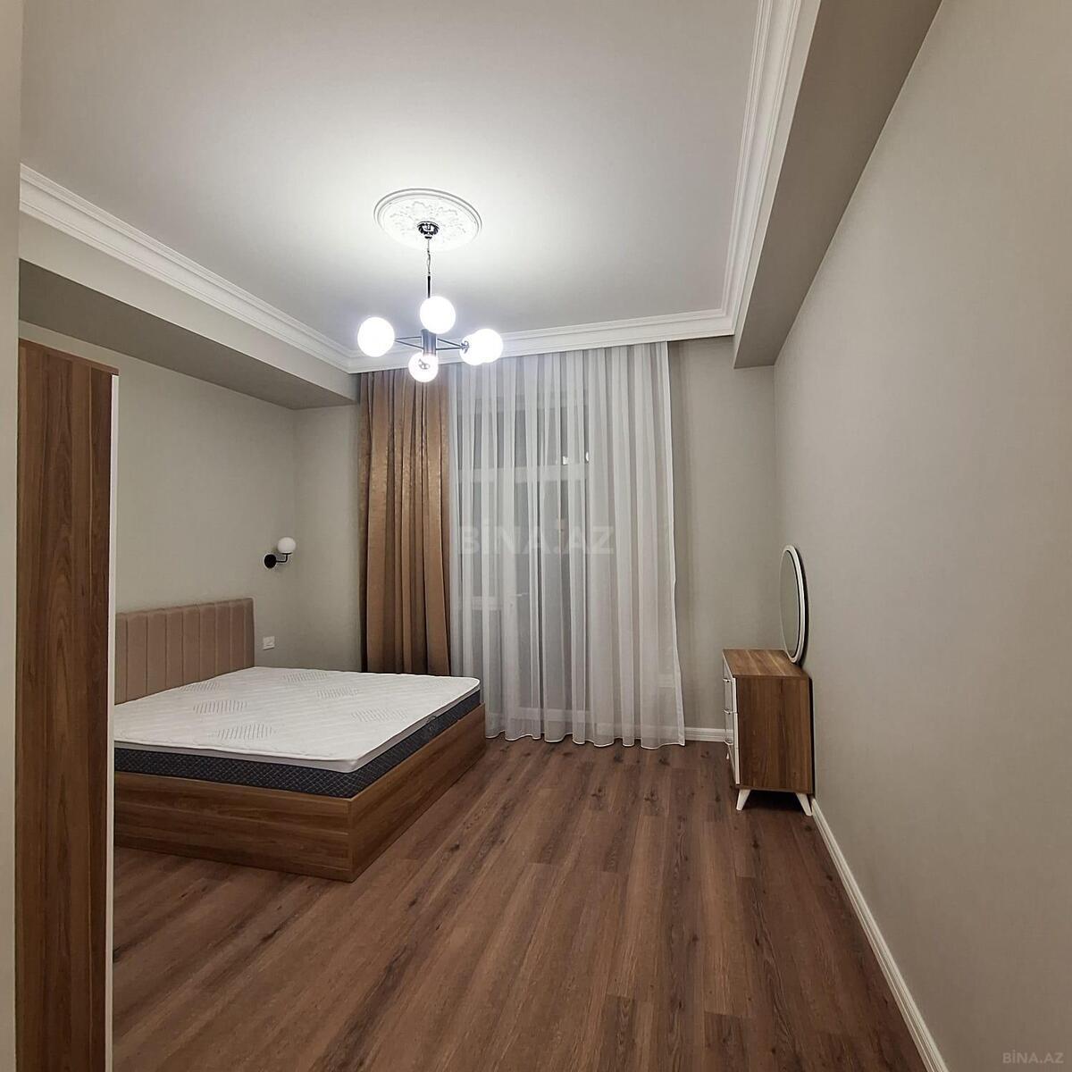 3 otaqlı yeni tikili 200 m², Ağ şəhər q.