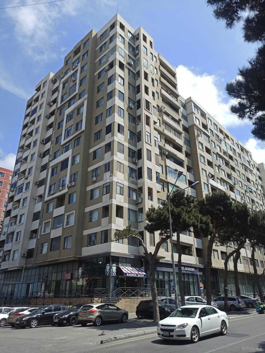3 otaqlı yeni tikili 125 m², Qaraçuxur q.