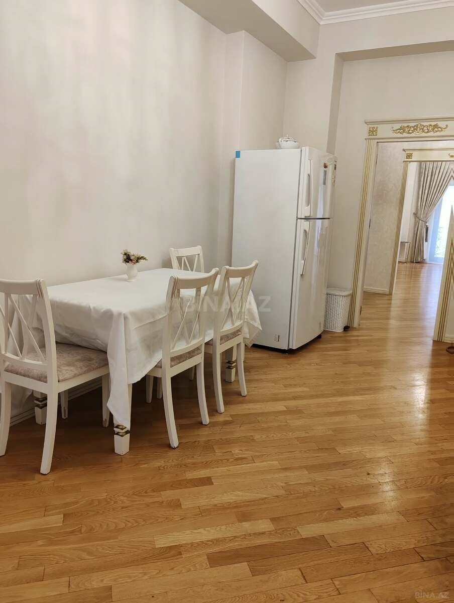 3 otaqlı yeni tikili 150 m², Ağ şəhər q. - əsas şəkil