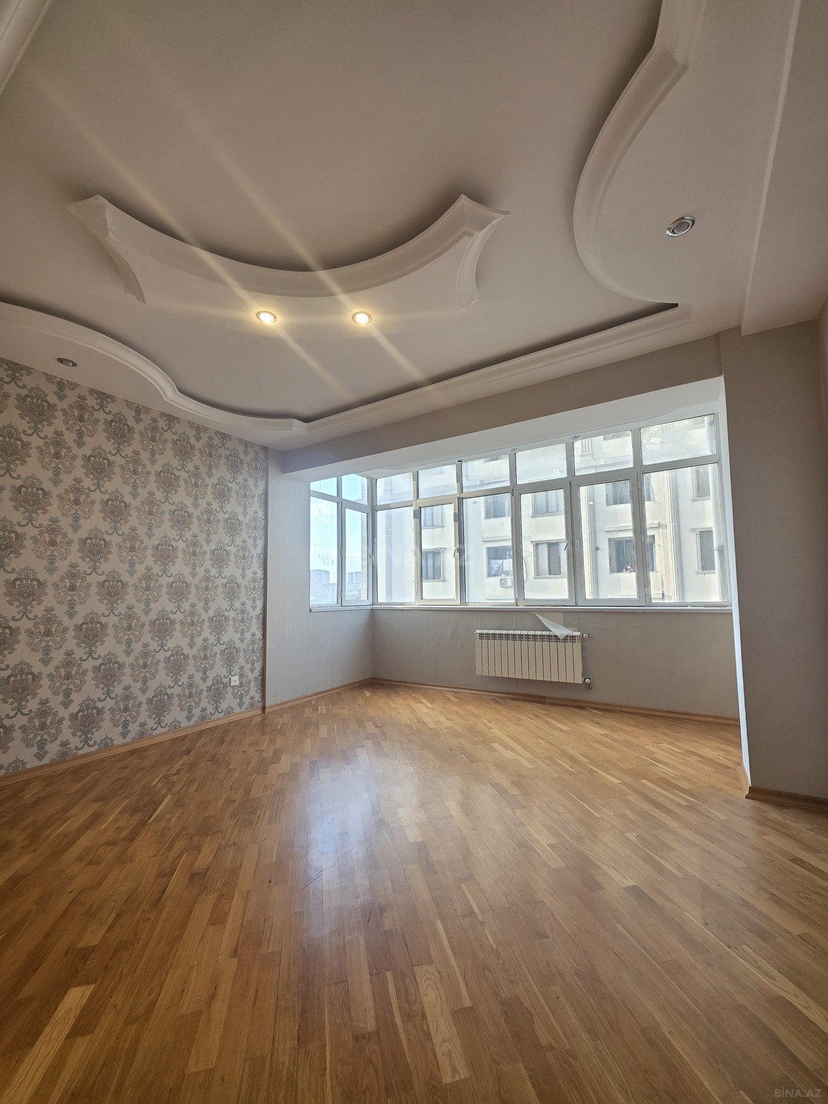 2 otaqlı yeni tikili 92 m², İnşaatçılar m. - əsas şəkil