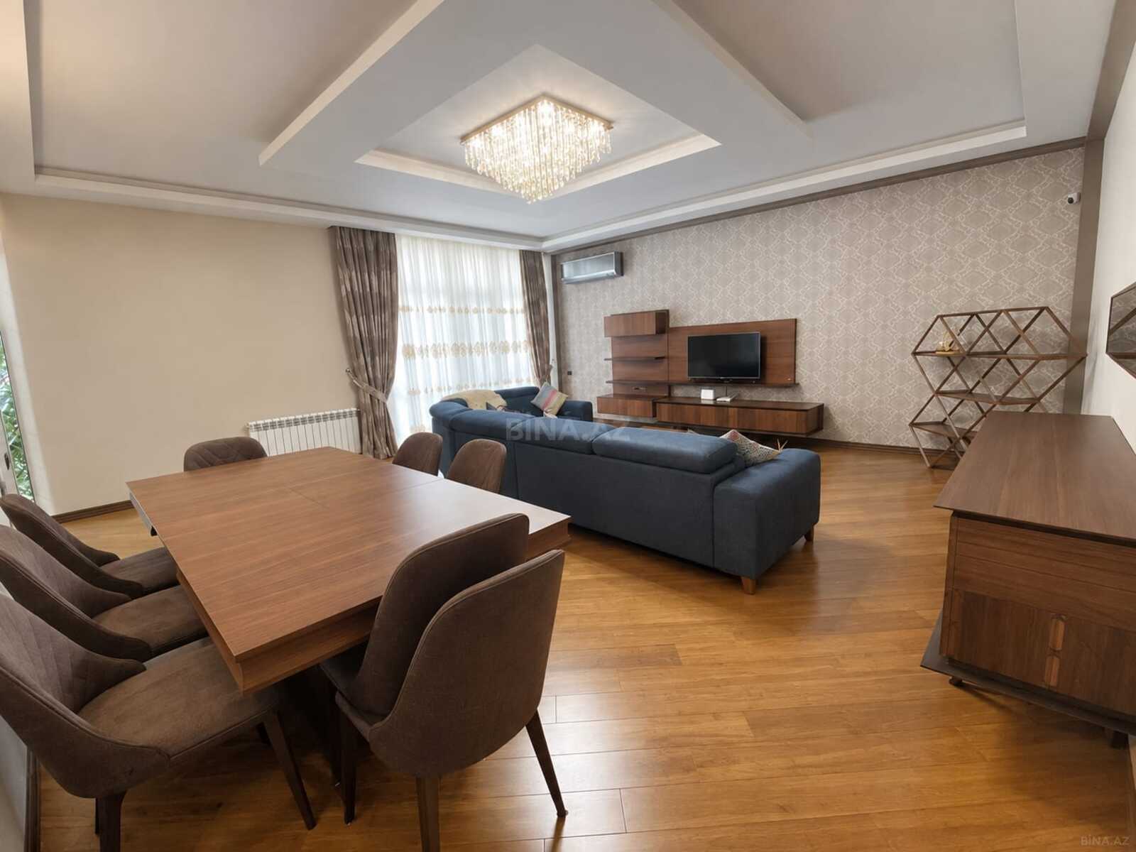 3 otaqlı yeni tikili 120 m², 8 Noyabr m.
