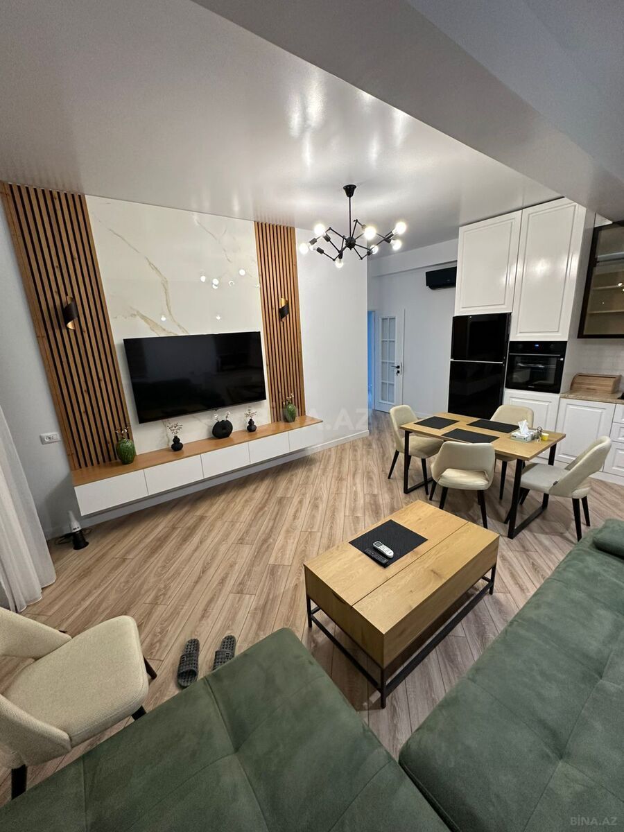 3 otaqlı yeni tikili 130 m², Badamdar q.
