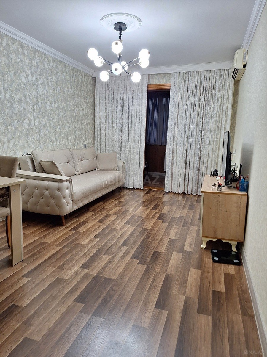 3 otaqlı köhnə tikili 55 m², Neftçilər m.