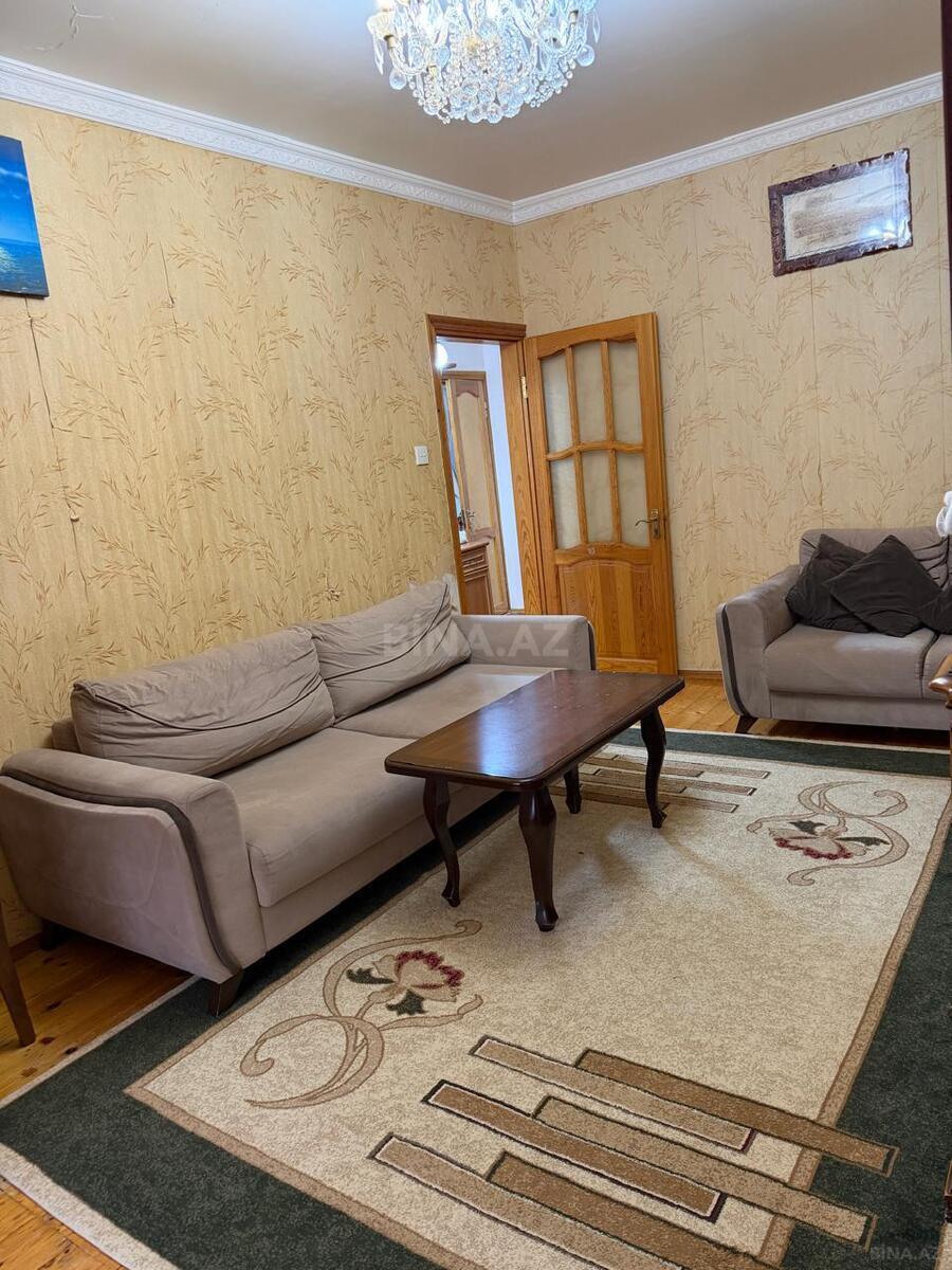 2 otaqlı köhnə tikili 65 m², Həzi Aslanov m.
