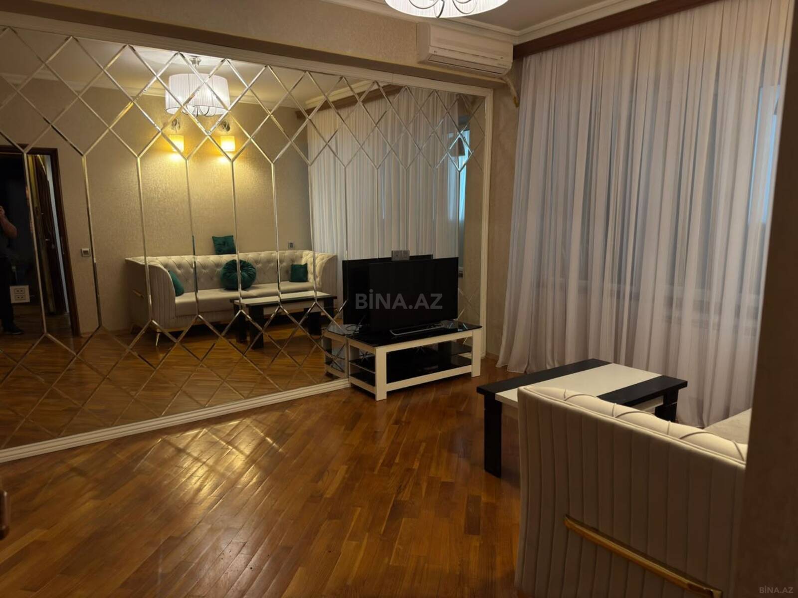 2 otaqlı yeni tikili 70 m², Bayıl q.
