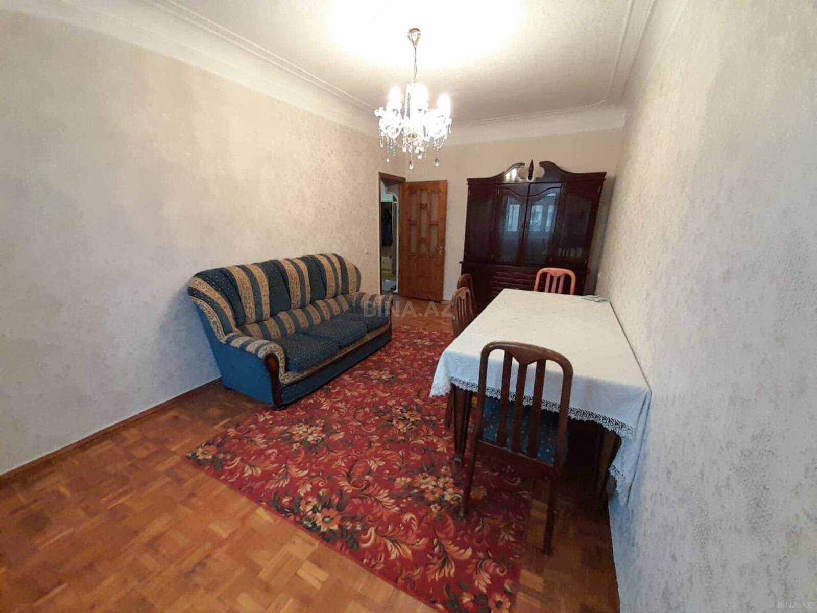 4 otaqlı köhnə tikili 99 m², Yeni Günəşli q.