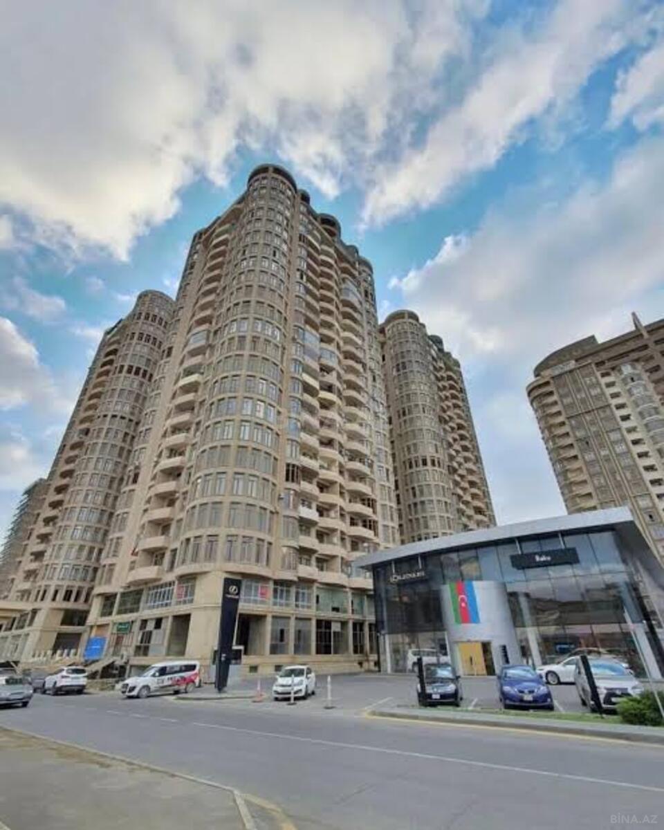 4 otaqlı yeni tikili 192 m², Şah İsmayıl Xətai m. - əsas şəkil