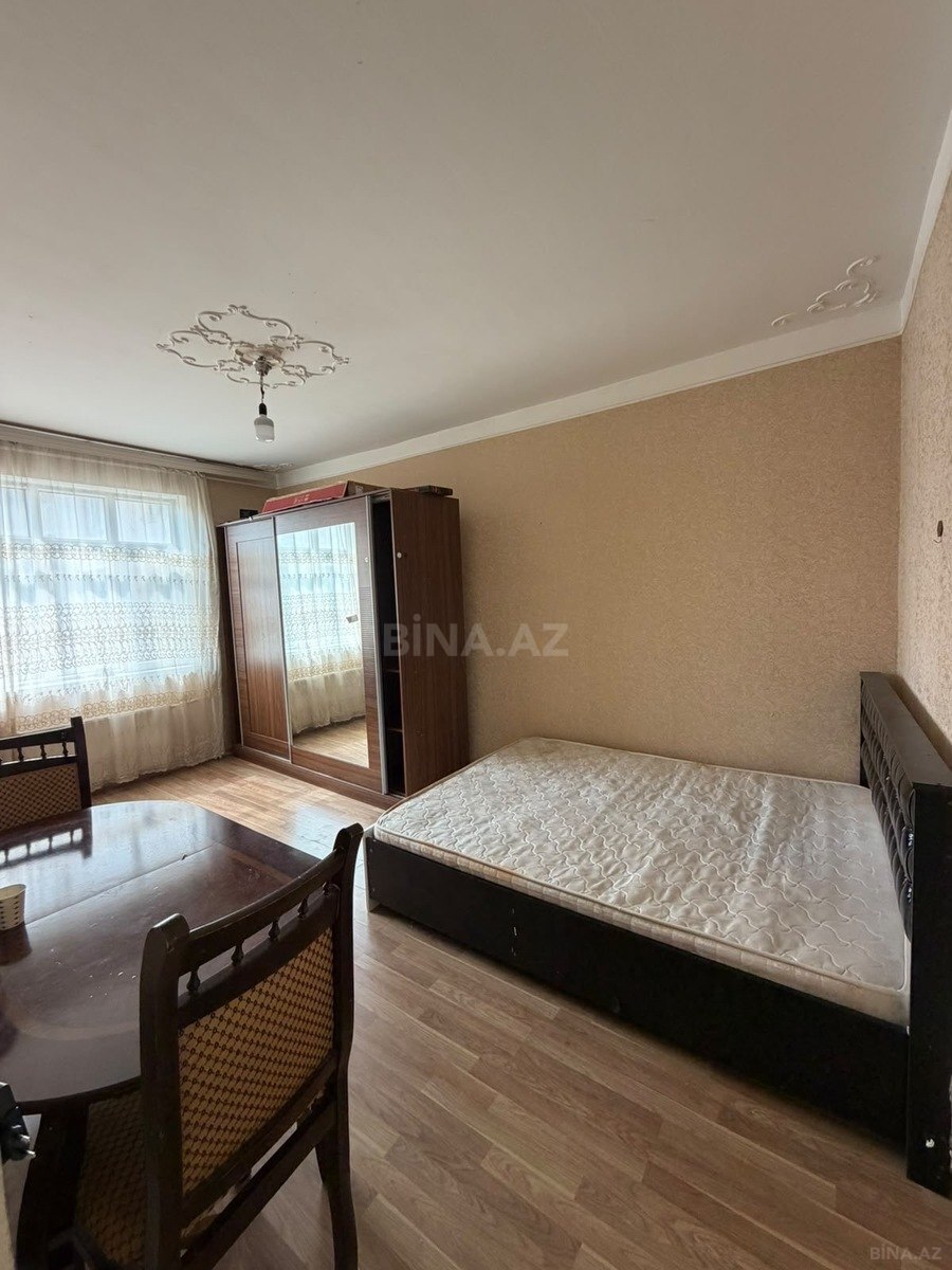 Satılır 2 otaqlı köhnə tikili 45 m², 20 Yanvar m.