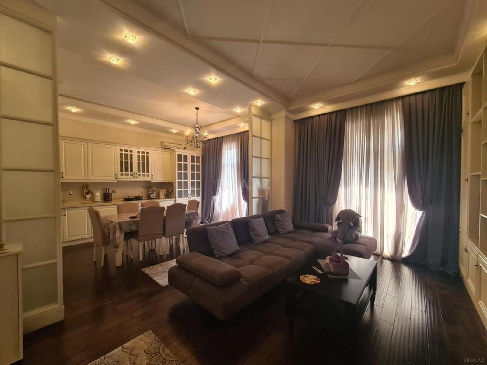3 otaqlı yeni tikili 105 m², Ağ şəhər q.