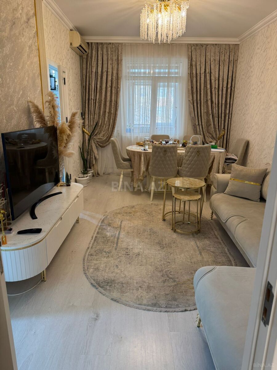 2 otaqlı köhnə tikili 60 m², Memar Əcəmi m. - əsas şəkil
