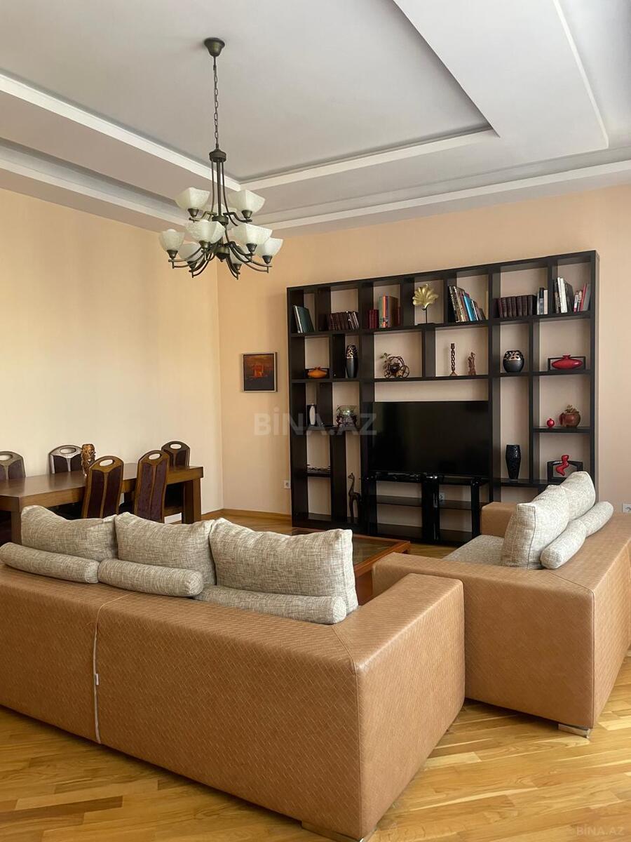 4 otaqlı köhnə tikili 130 m², Sahil m. - şəkil 3
