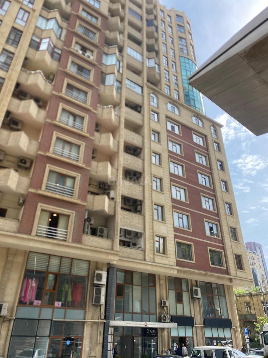4 otaqlı yeni tikili 300 m², 28 May m. - şəkil 3
