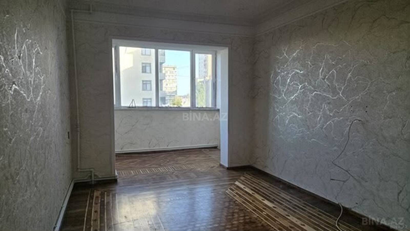 3 otaqlı köhnə tikili 90 m², Azadlıq Prospekti m. - şəkil 2