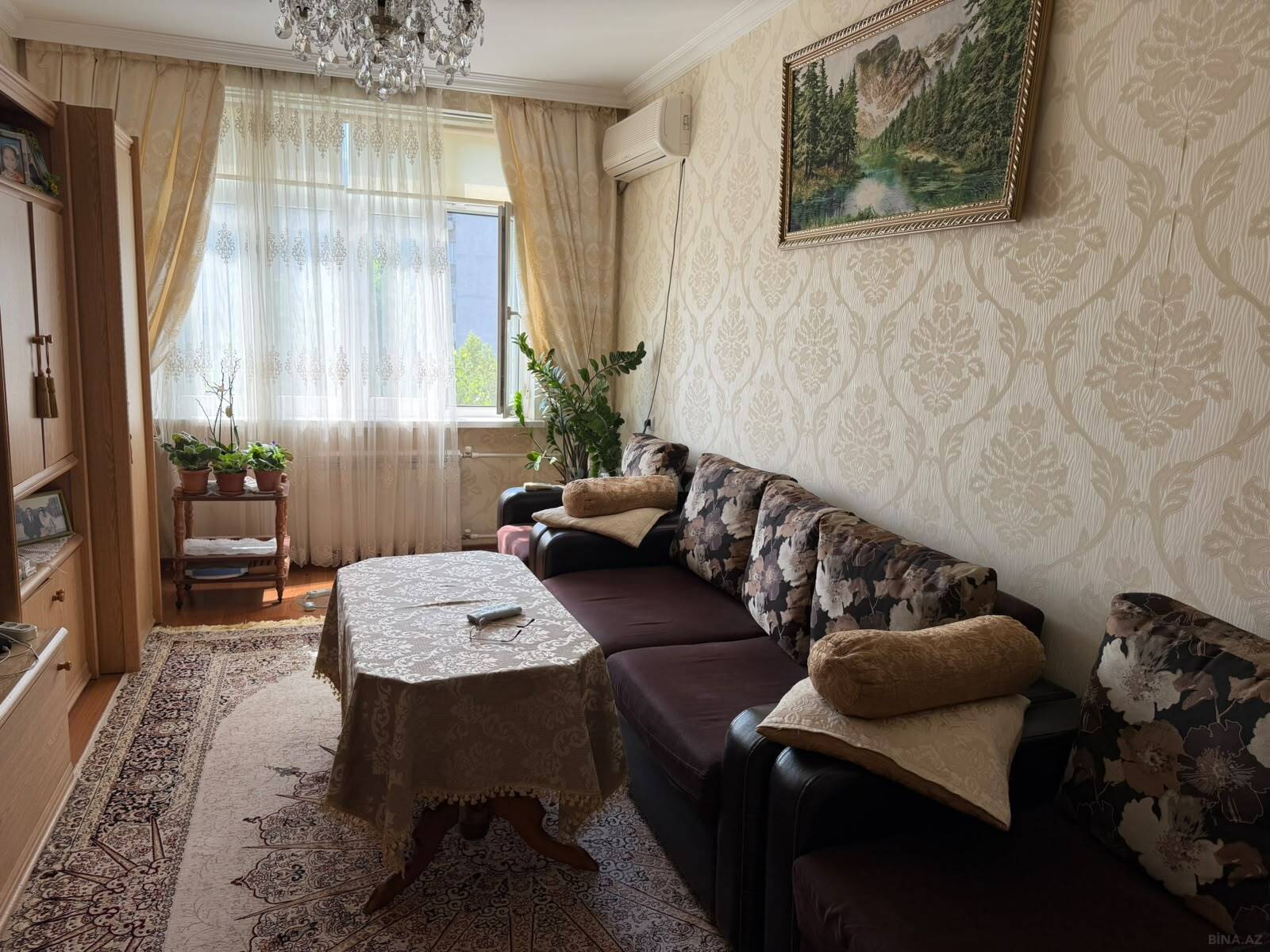 3 otaqlı köhnə tikili 90 m², 8 Noyabr m.