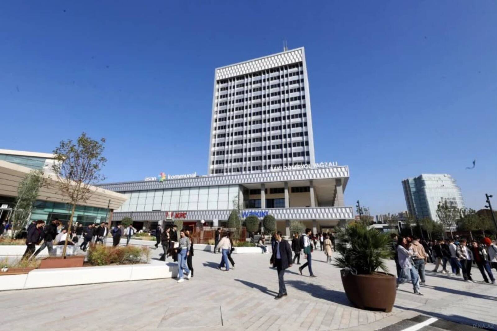 8 otaqlı köhnə tikili 280 m², 28 May m. - əsas şəkil