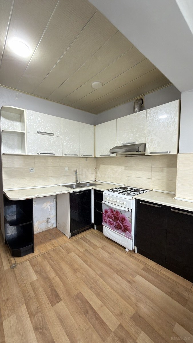 3 otaqlı köhnə tikili 70 m², Köhnə Günəşli q.