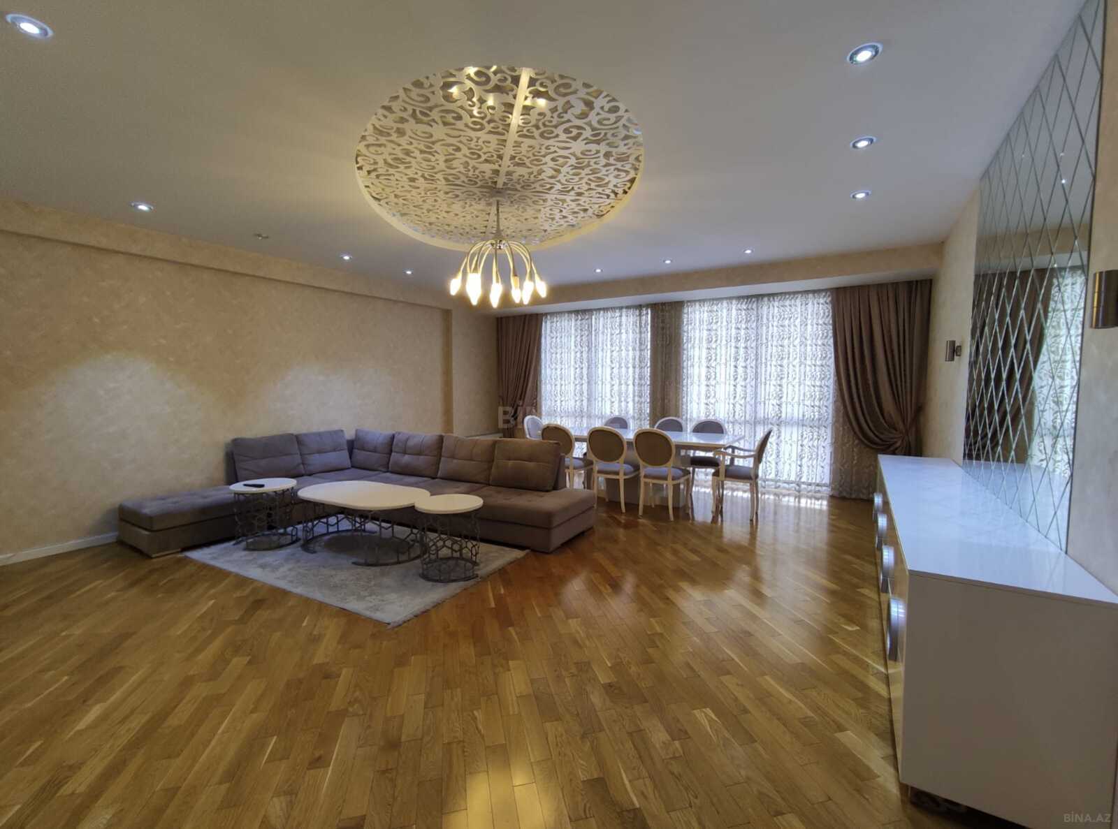 4 otaqlı yeni tikili 210 m², Nizami m.