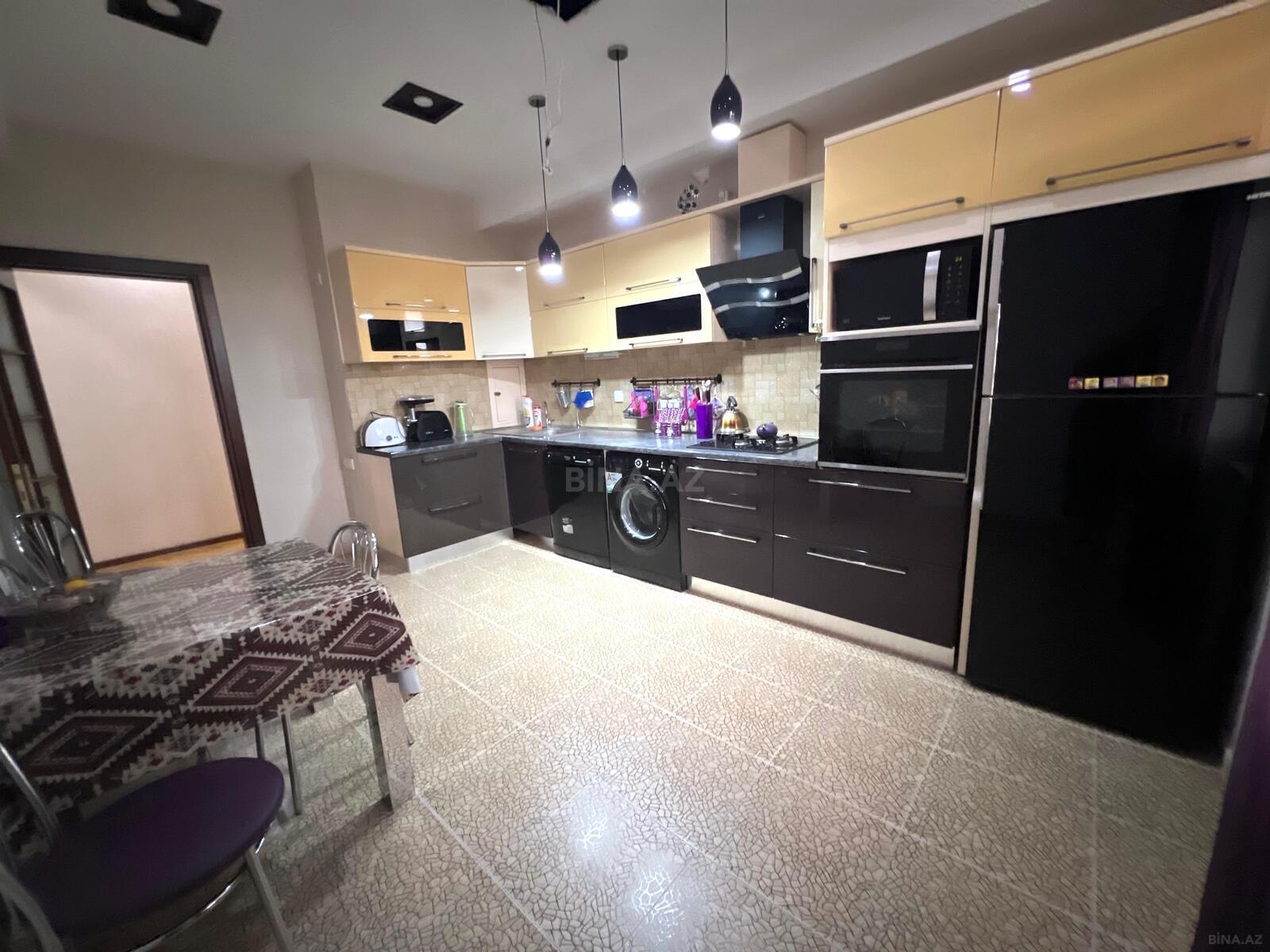 3 otaqlı yeni tikili 117 m², İnşaatçılar m. - əsas şəkil
