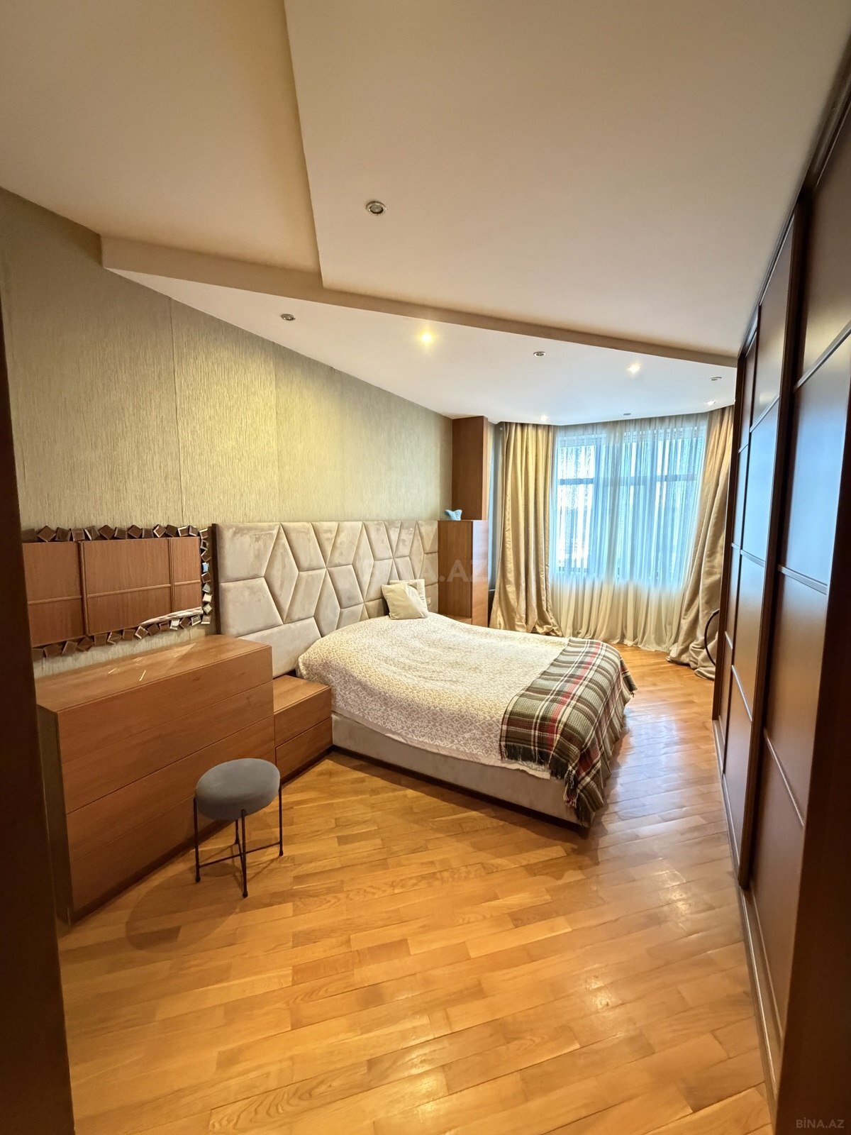3 otaqlı yeni tikili 108 m², Elmlər Akademiyası m. - şəkil 2