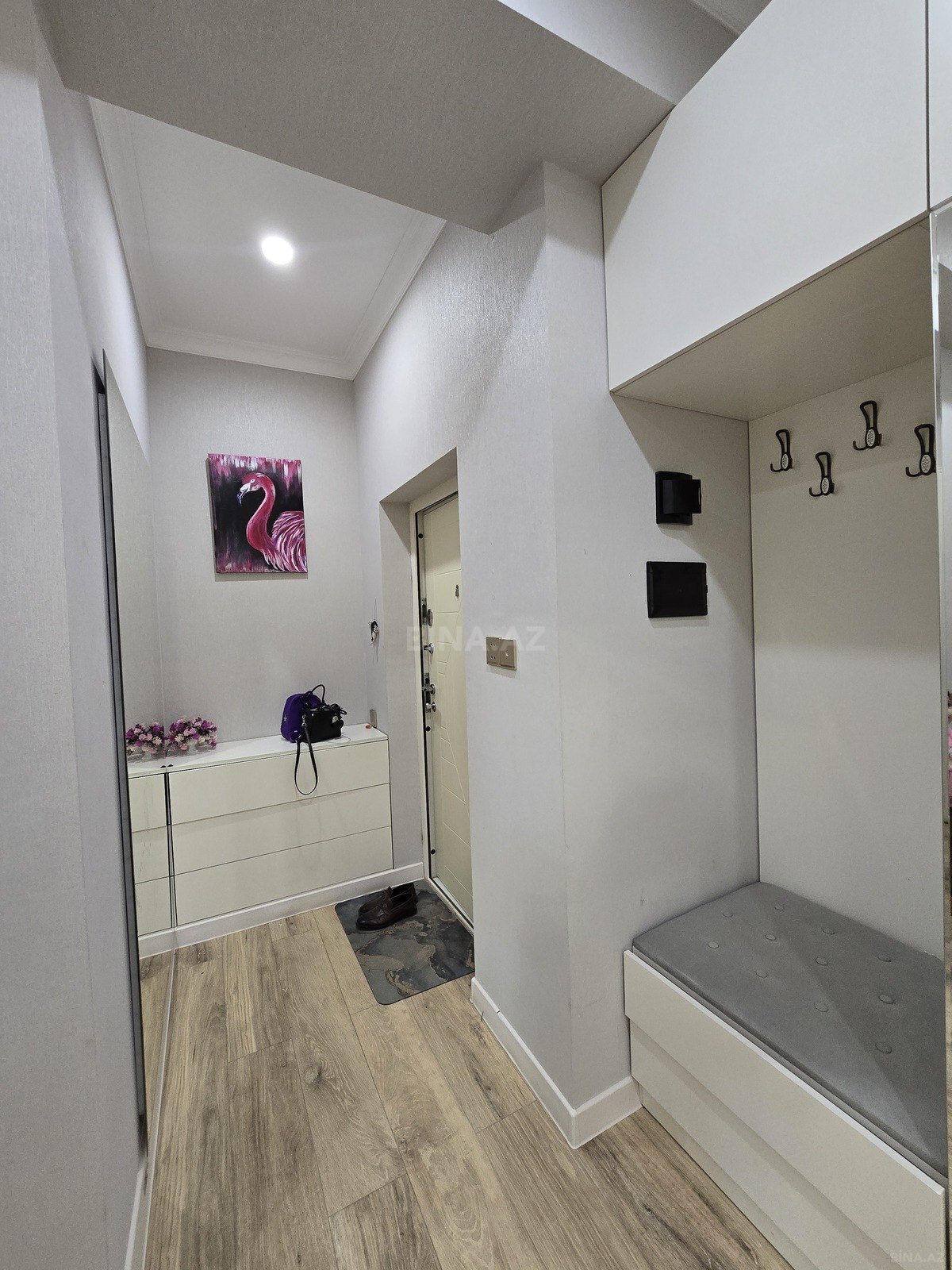 2 otaqlı yeni tikili 72 m², Xətai r.