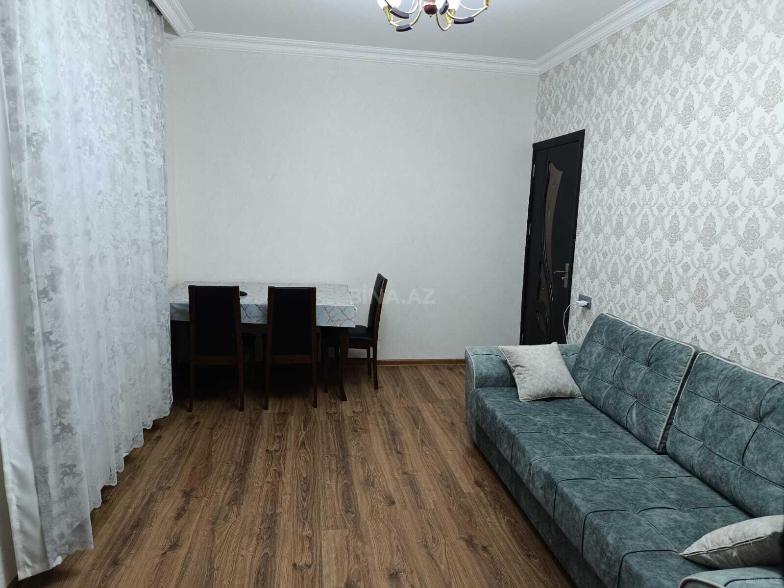 2 otaqlı köhnə tikili 60 m², Bakıxanov q.
