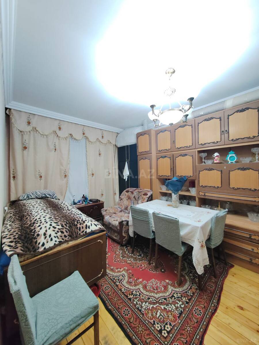 5 otaqlı köhnə tikili 120 m², Yeni Günəşli q. - şəkil 2