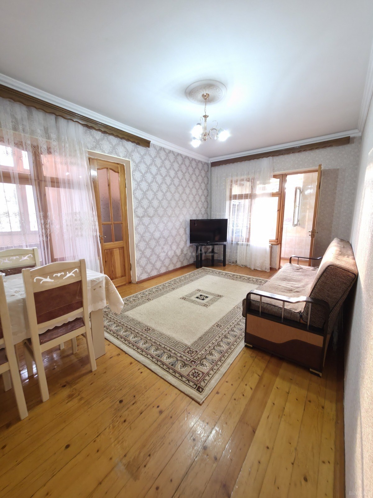 2 otaqlı köhnə tikili 40 m², Qaraçuxur q. - şəkil 2