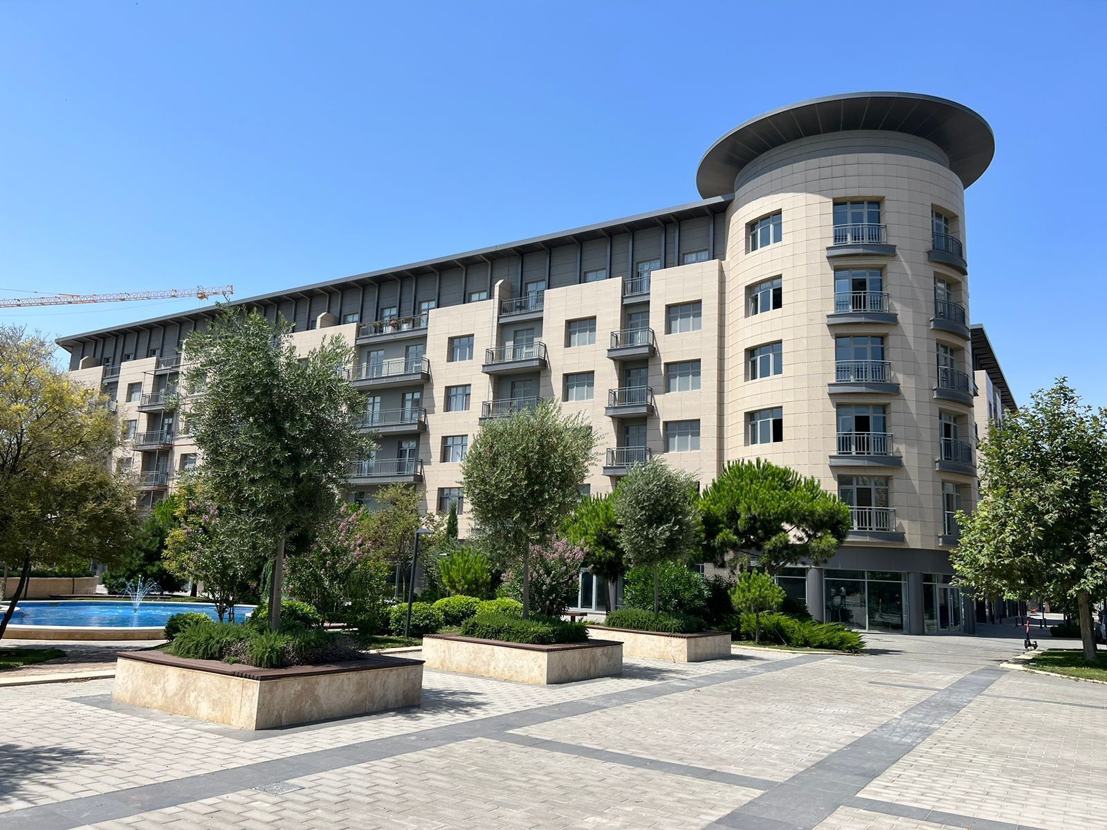 3 otaqlı yeni tikili 95 m², Ağ şəhər q.