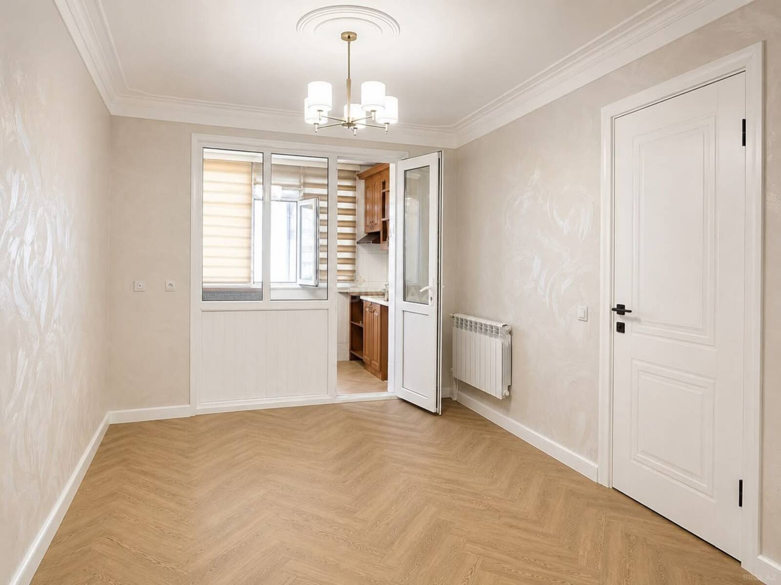 2 otaqlı köhnə tikili 40 m², Gənclik m. - əsas şəkil