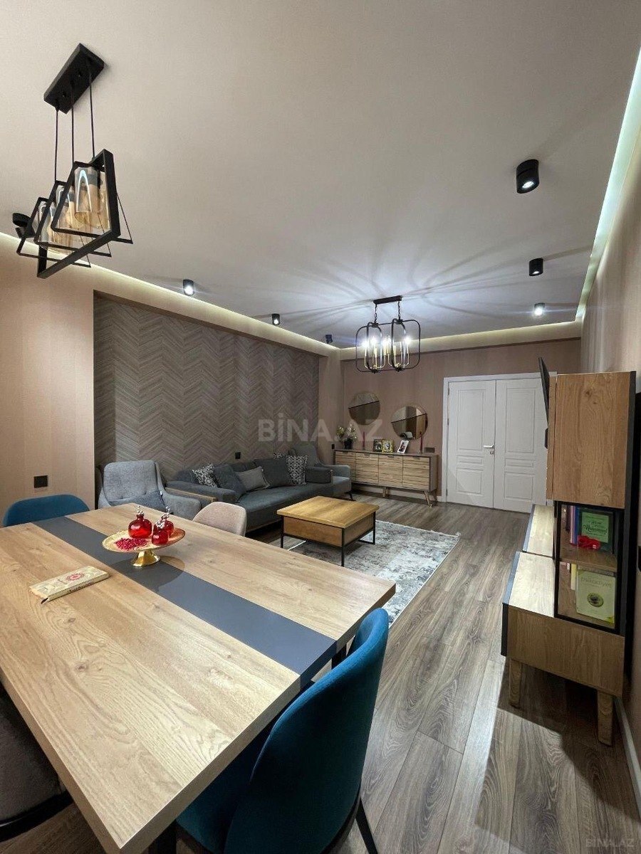 3 otaqlı yeni tikili 131 m², Yeni Günəşli q.