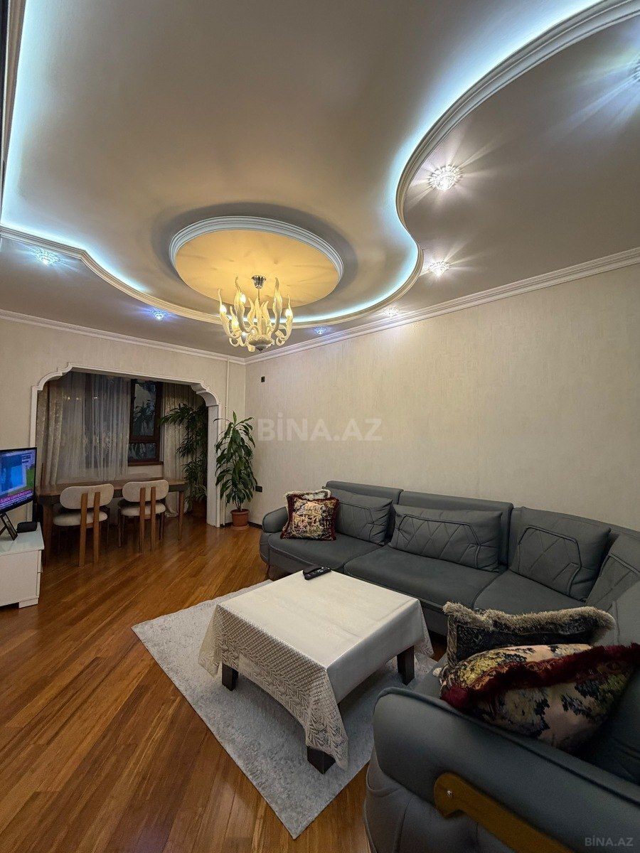 3 otaqlı köhnə tikili 85 m², Xalqlar Dostluğu m. - əsas şəkil