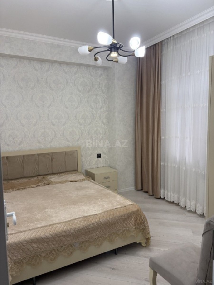 3 otaqlı yeni tikili 70 m², 28 May m.