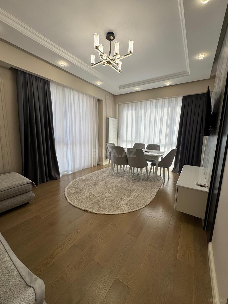 3 otaqlı yeni tikili 90 m², Bakmil m.