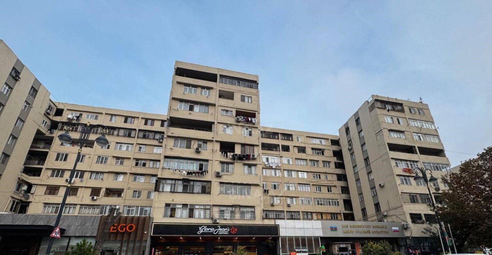 3 otaqlı köhnə tikili 85 m², Nəsimi r. - əsas şəkil