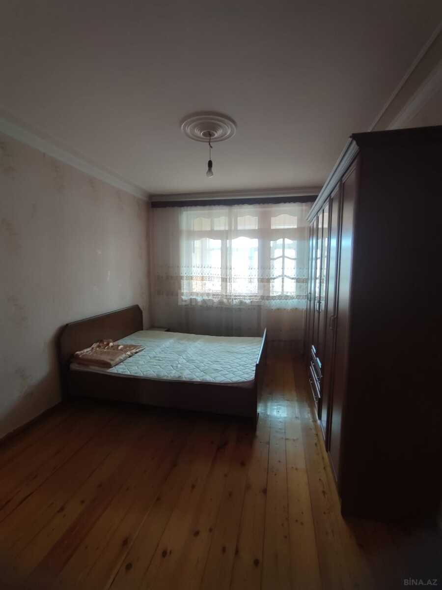 Satılır 2 otaqlı köhnə tikili 72 m², Neftçilər m. - şəkil 2