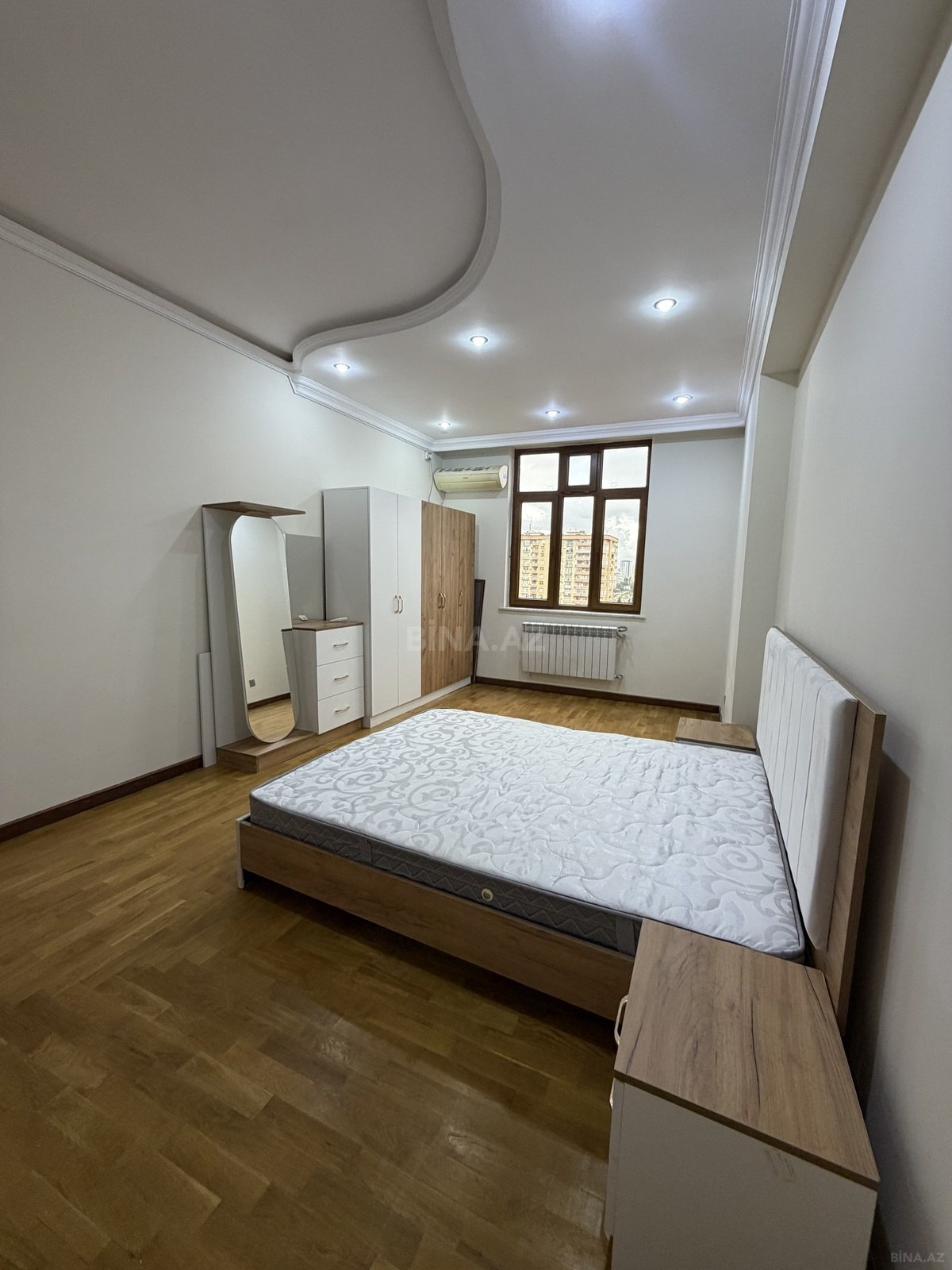 2 otaqlı yeni tikili 85 m², İnşaatçılar m. - əsas şəkil