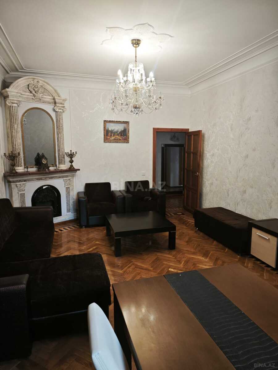 İcarəyə verilir 3 otaqlı köhnə tikili 92 m², Koroğlu m. - şəkil 3