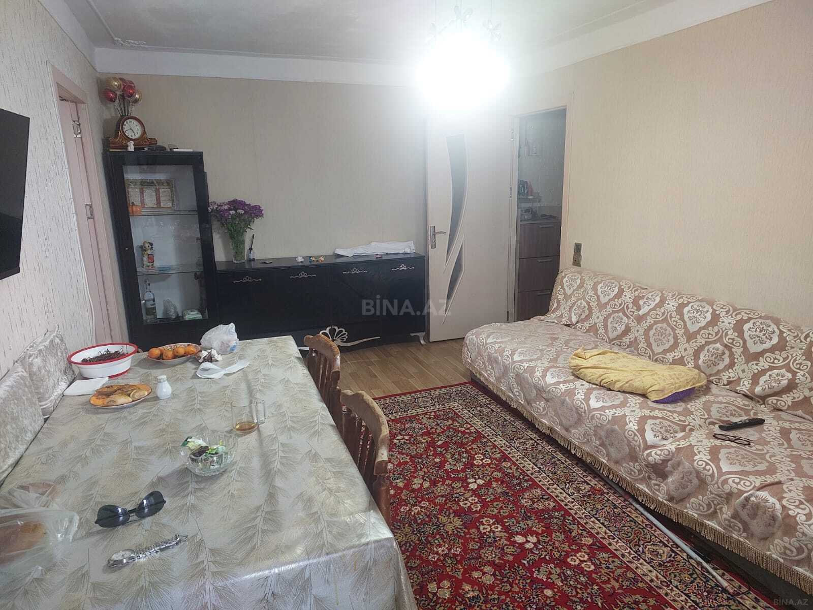 Satılır 2 otaqlı köhnə tikili 55 m², Elmlər Akademiyası m. - şəkil 2