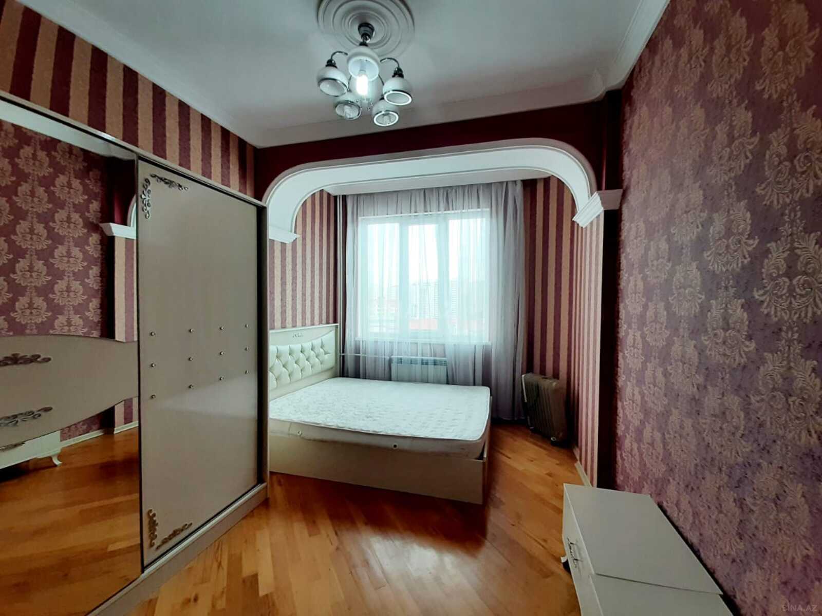 2 otaqlı yeni tikili 70 m², Əhmədli q.