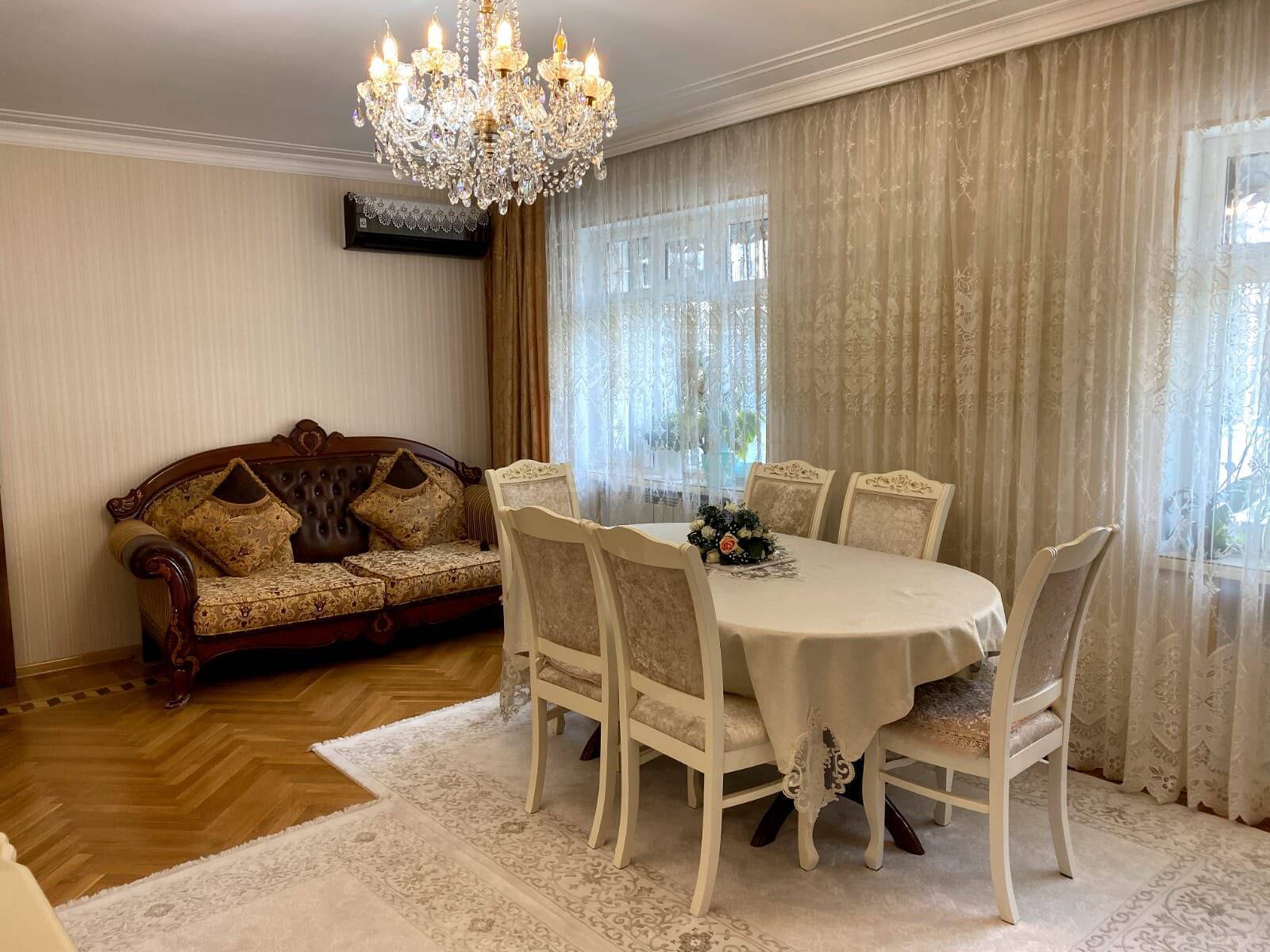 4 otaqlı köhnə tikili 120 m², Bakıxanov q. - əsas şəkil