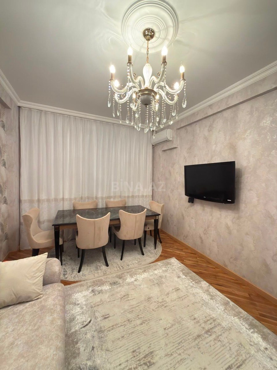 2 otaqlı yeni tikili 65 m², Bakıxanov q.