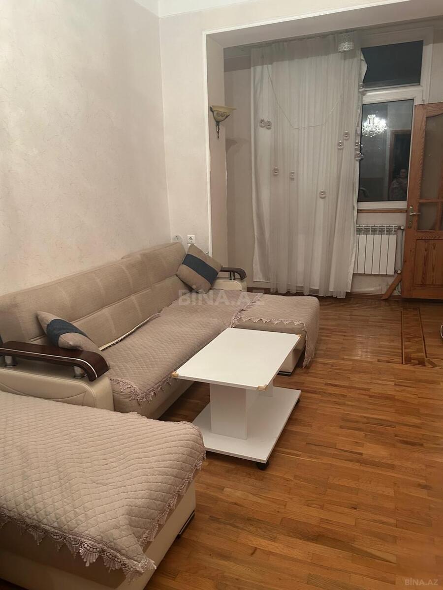 2 otaqlı köhnə tikili 60 m², Yasamal q. - şəkil 2