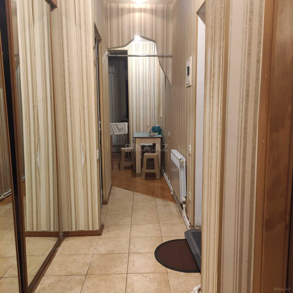 2 otaqlı köhnə tikili 50 m², Şah İsmayıl Xətai m. - əsas şəkil
