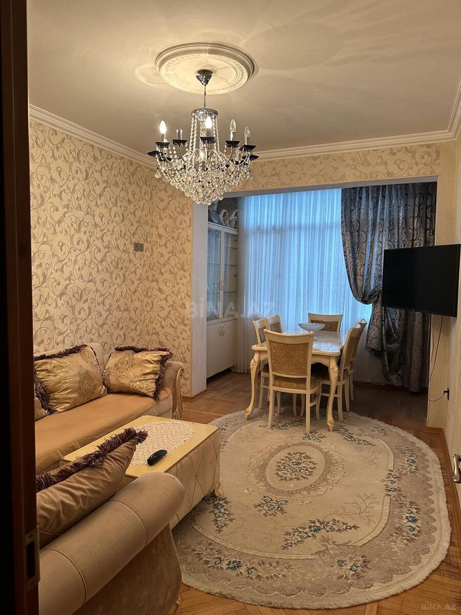 2 otaqlı köhnə tikili 52 m², Azadlıq Prospekti m.