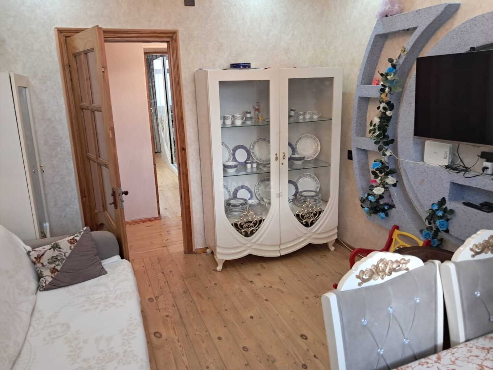 Satılır 2 otaqlı köhnə tikili 60 m², Yeni Yasamal q.